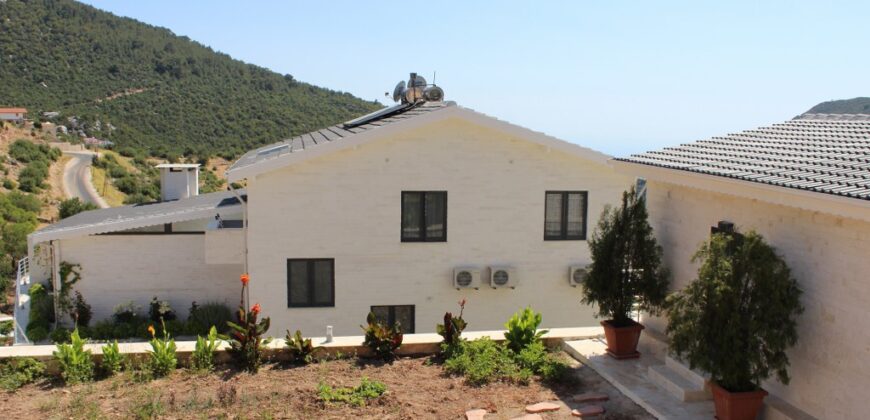 Luxury Seven Bedroom Villa in Kalkan-Sarıbelen for sale