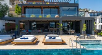 Luxury Six Bedroom Villa With Spectacular View in Kalkan